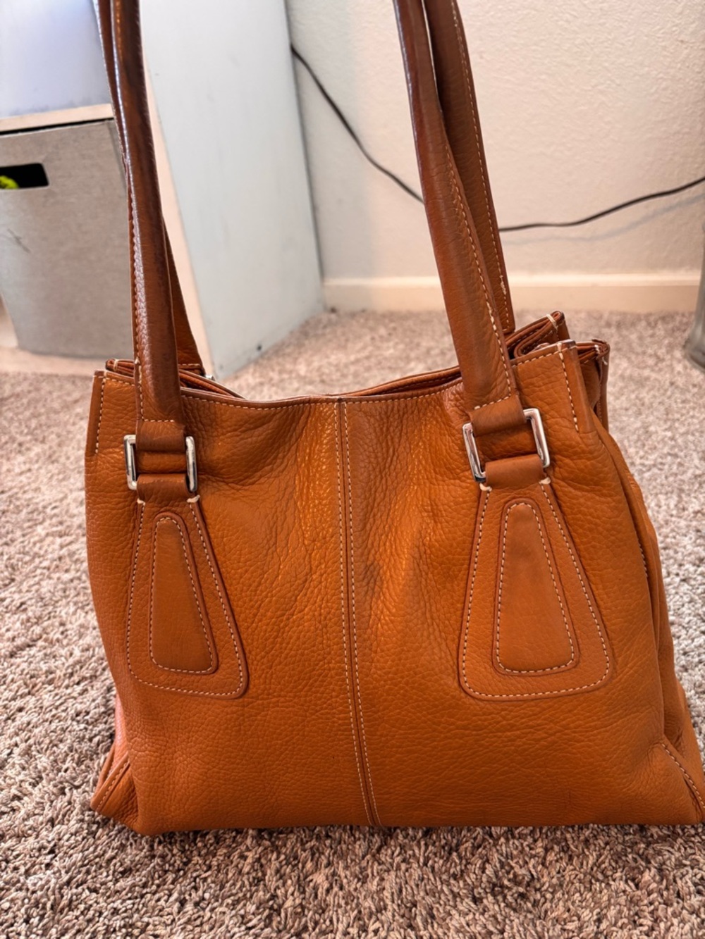 Vintage Tignanello Leather Tote Bag | Cognac Brown | Structured Shoulder Bag - Picture 4 of 11